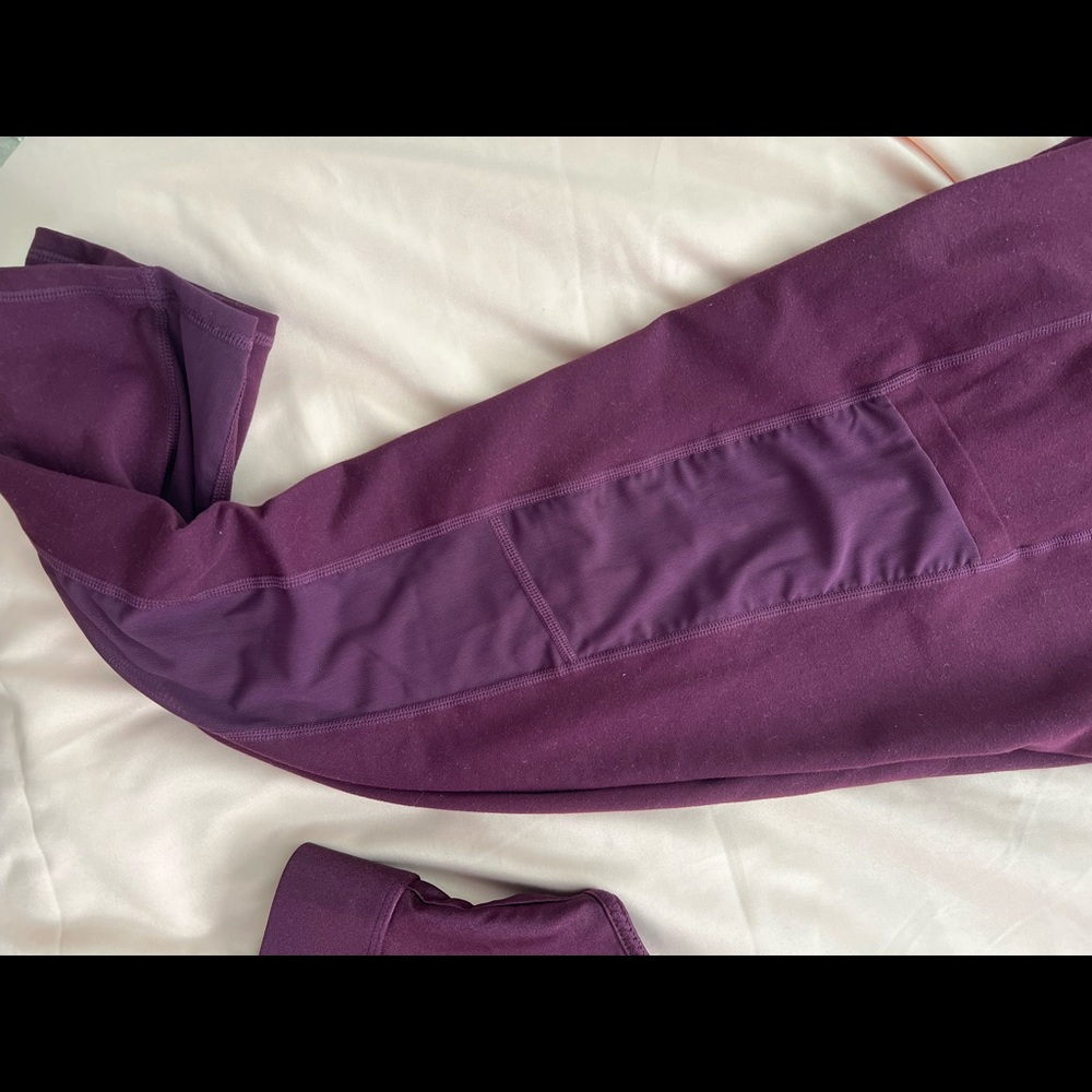 Fabletics Workout Set Size M - image 5